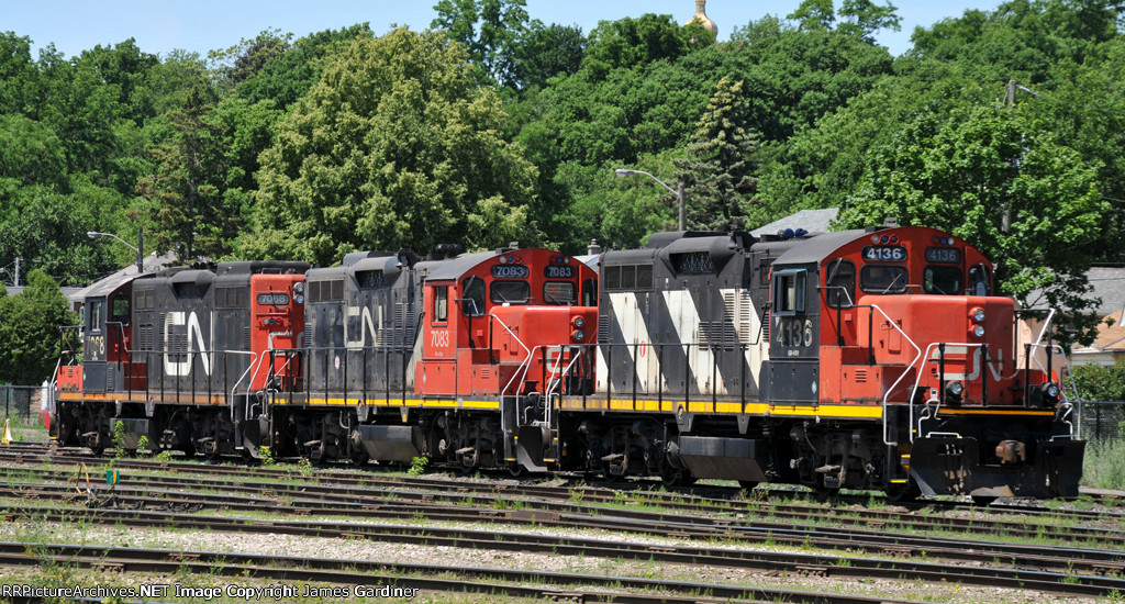 GP9 x3